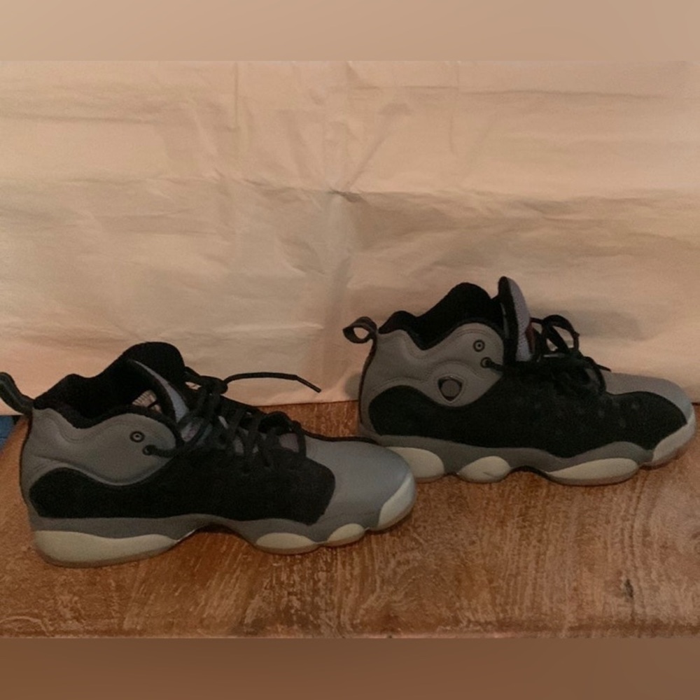 Jordan’s - Picture 3 of 5